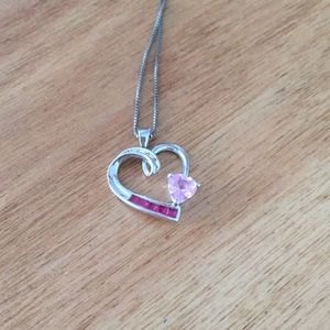 Pink heart pendant necklace